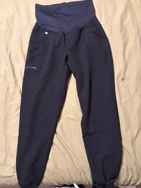 Women's High-Waist Maternity Jogger Pants - Black